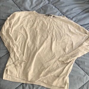 Vince sweater medium